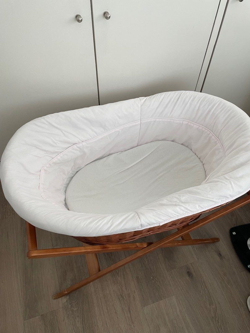 Silver cross moses basket stand discount
