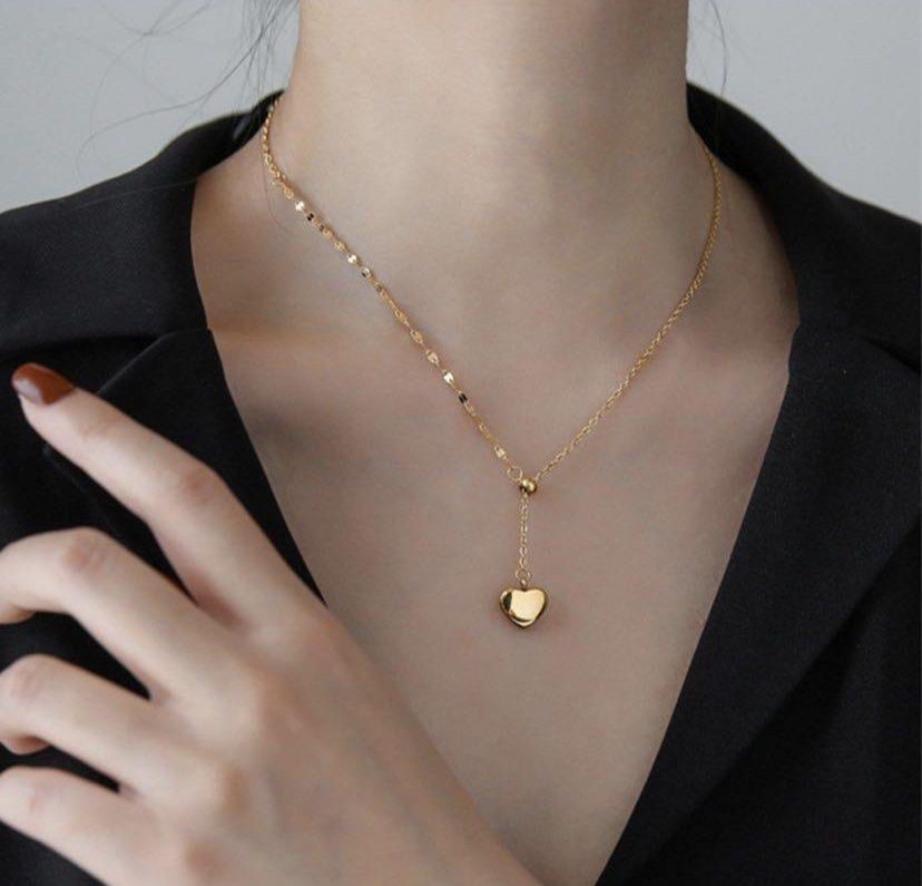 Gold heart choker sale