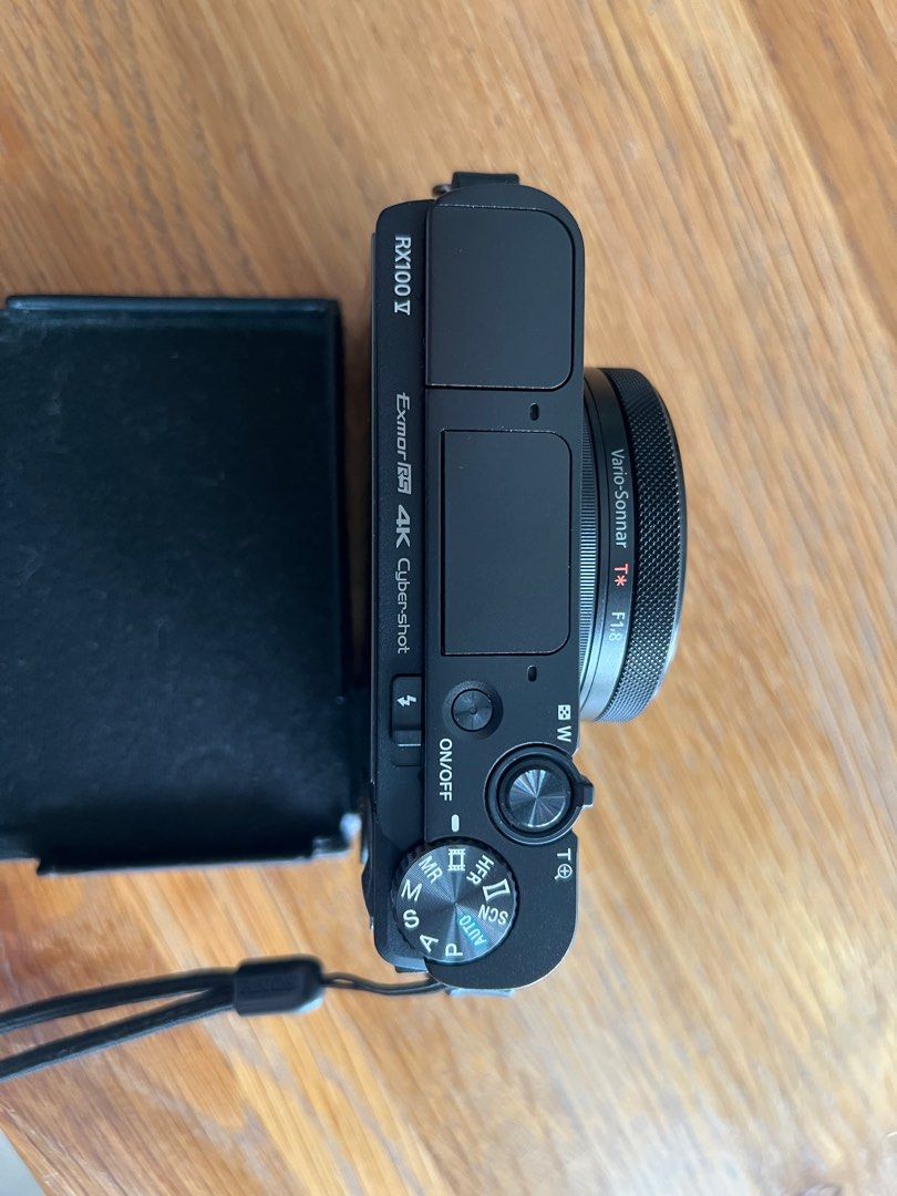 Sony Compact Digital Camera RX100, Photography, Cameras on Carousell