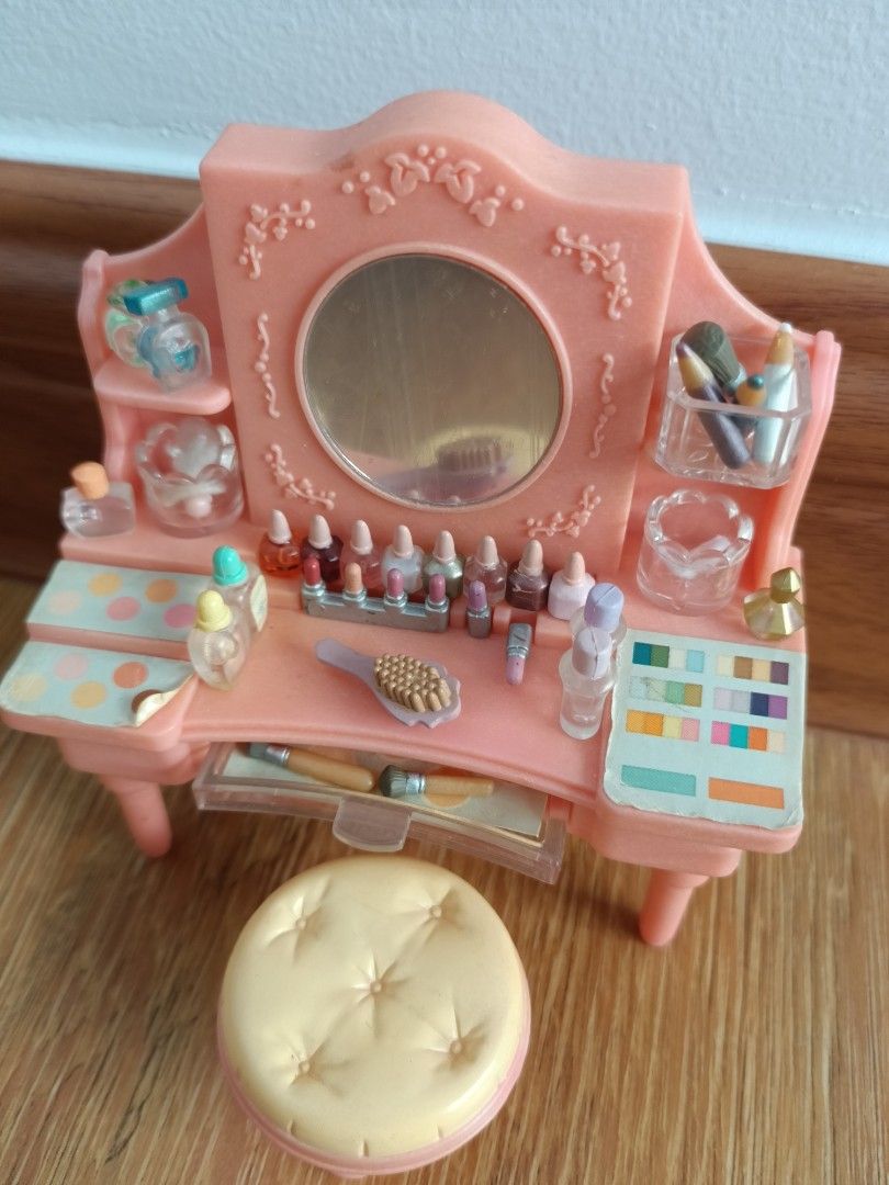 Sylvanian Families Dressing Table