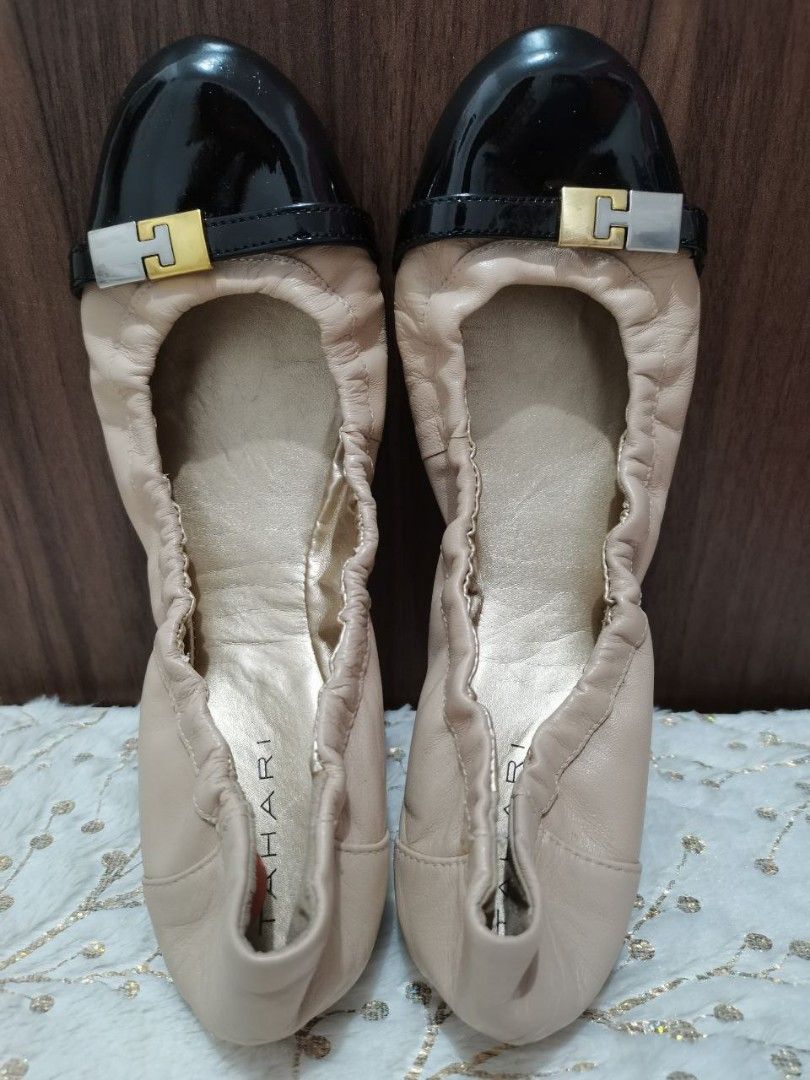 Tahari ballet online flats