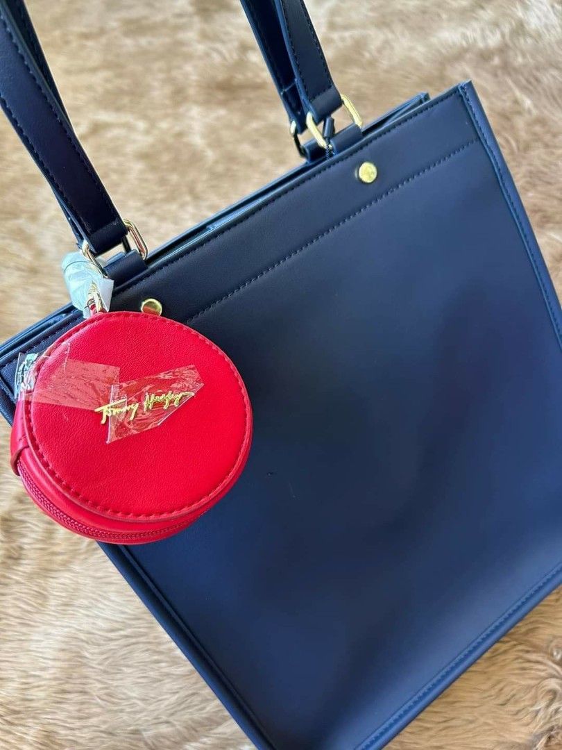 TOMMY HILFIGER QUINN TOTE NAVY BLUE BAG on Carousell