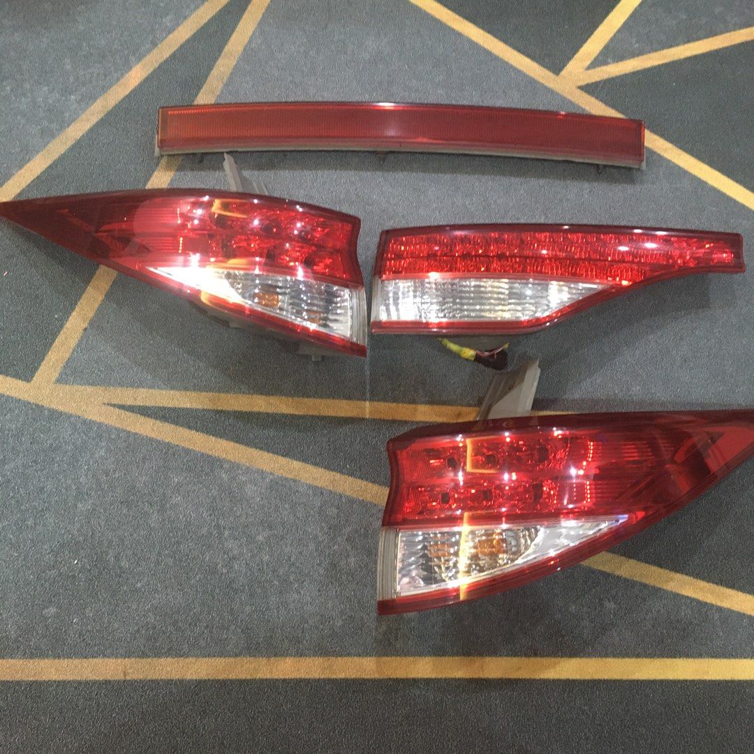 Toyota estima ACR50 tail lamp, Auto Accessories on Carousell