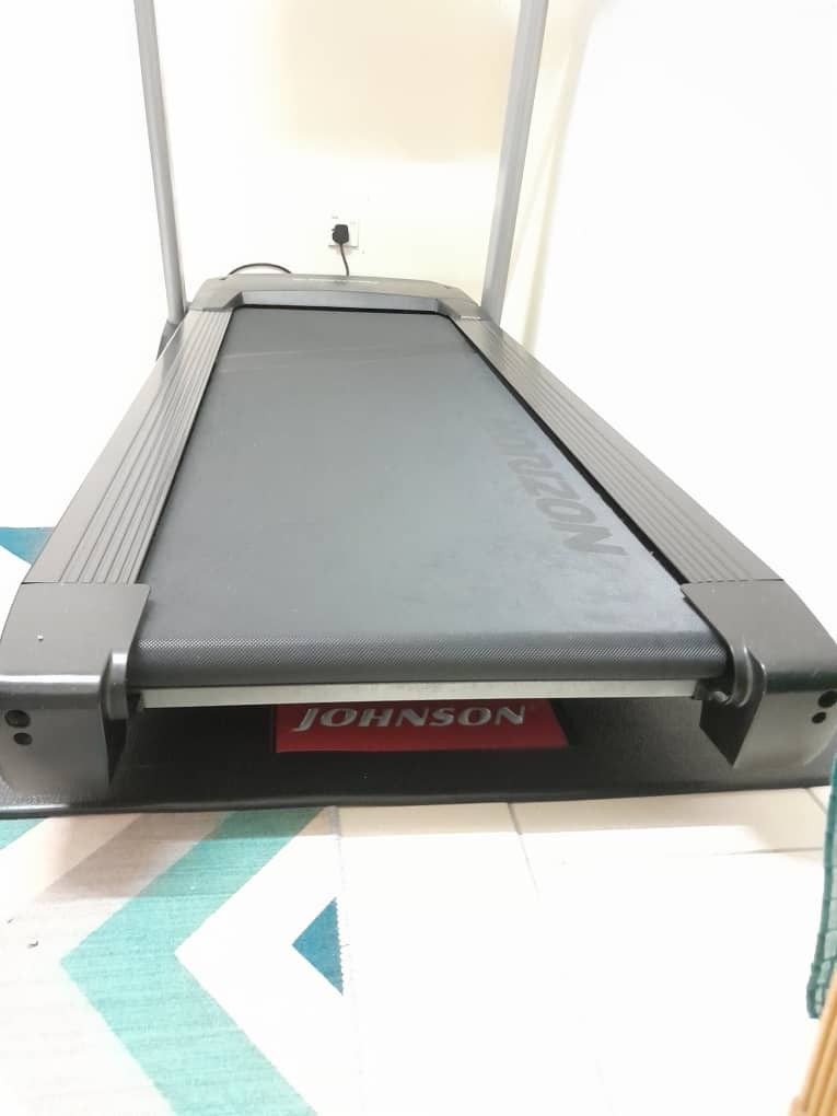 Horizon adventure on sale 7 treadmill