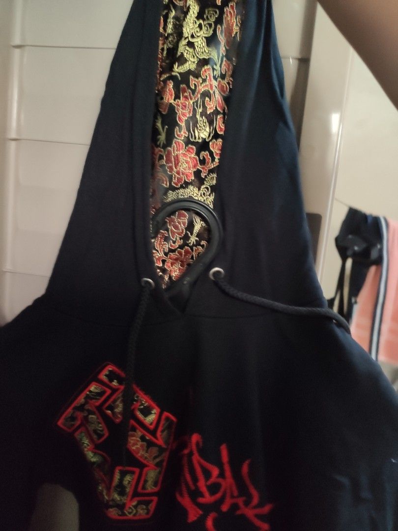 Tribal Hoodie Jacket (Category: Coats, Jackets and Outerwear) located in Taguig. Submitted by im_paula (Listing ID 1220336280, Image 3). Description: For sale Tribal hoodie Jacket XS used twice SF to be shouldered by buyer.