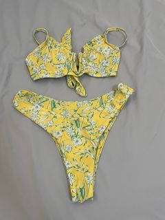 Two-piece bikini