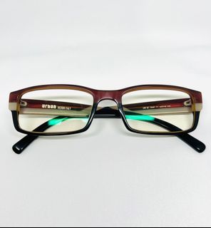 URBAN Design Italy Frame Kacamata Preloved   Size 52 18 135 condition 85% Lensa (-) bisa ganti sendiri seusai kebutuhan masing2 Box pengganti