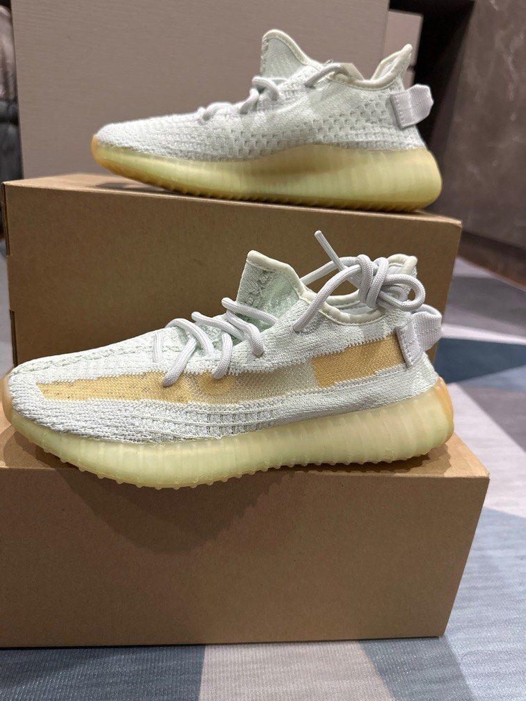 US4 Yeezy Boost 350 V2 Hyperspace Men s Fashion Footwear