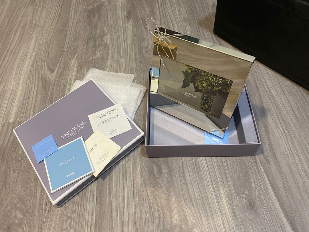 Verawang x Wedgwood photo frame, Furniture & Home Living, Home Decor