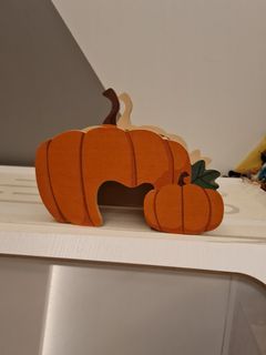 Wooden pumpkin hideout for hamster