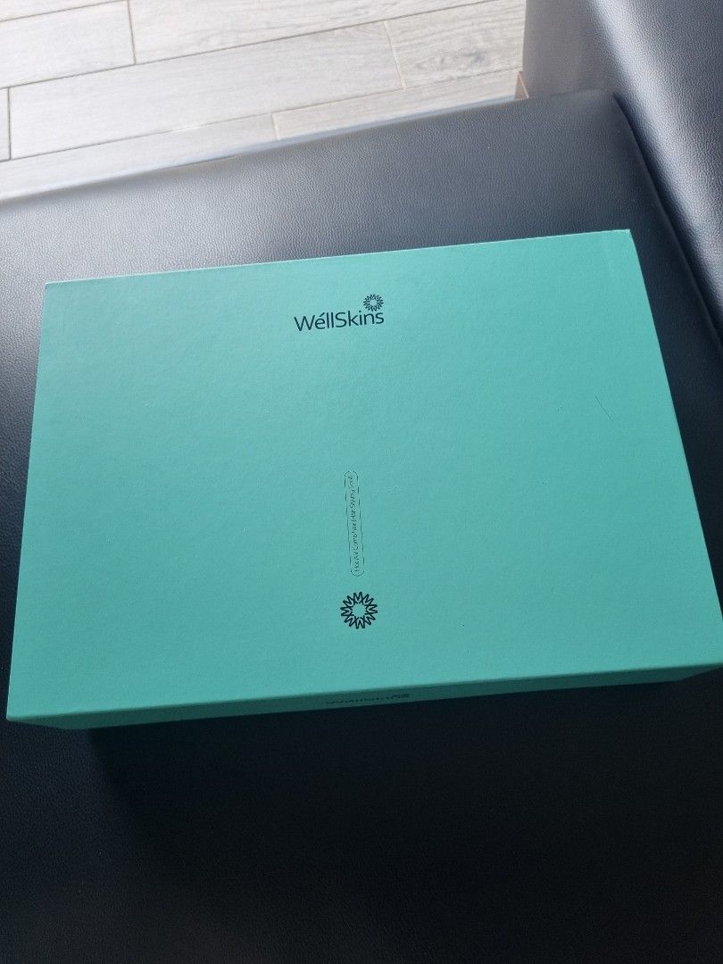 XiaoMi Wellskins hair styler, Beauty & Personal Care, Hair on Carousell