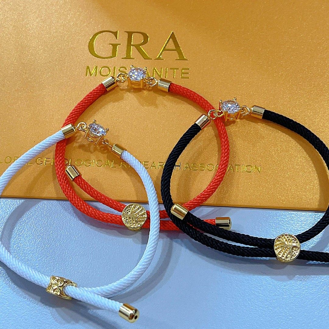 LV & Me bracelet, letter M S00 - Fashion Jewelry