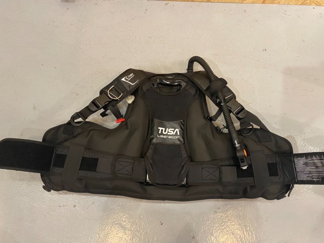 3年保証 即日出荷 TUSA BC0103B LIBERATOR 未使用❗️（M） | www.mjds
