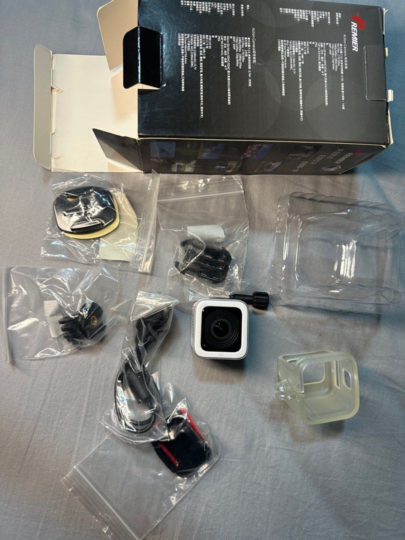 action camera (Category: Video Cameras) located in Skudai. Submitted by darren966 (Listing ID 1220668268, Image 3). Description: 4k camera Unboxing only RM300 net all new .