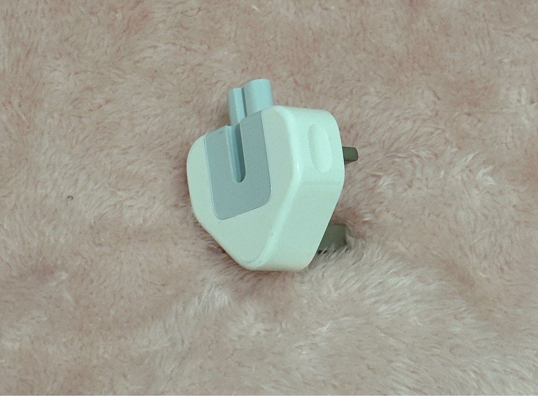 Adaptor for Apple MagSafe (Category: Cables & Adaptors) located in Manila. Submitted by carriesel (Listing ID 1220689103, Image 2). Description: Genuine/Authentic Adaptor for Macbook Magsafe charger RFS: decluttering/no use for me Pick up or Delivery via courier (SF c/o Buyer).