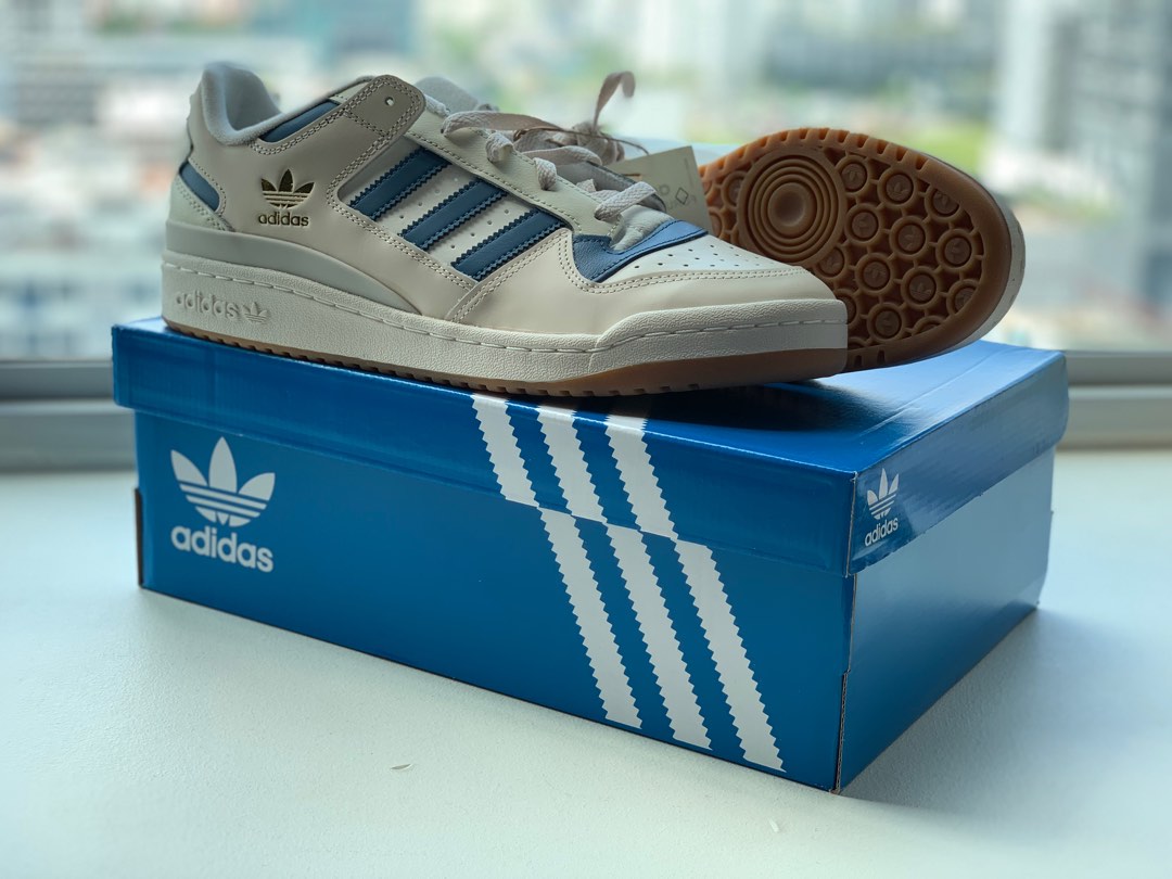 Adidas Forum Low CL, Men's Fashion, Footwear, Sneakers on Carousell