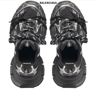 （分類：）位於 。 由 sssneakerhead 提交（商品編號 1220572153，圖片 1）。簡介： 。