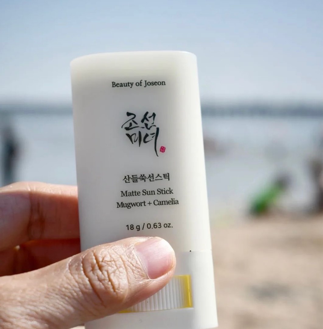 Beauty of Joseon Matte Sun Stick Mugwort + Camelia 18g, 美容＆化妝品, 健康及美容 皮膚護理, 面部 面部護理 Carousell