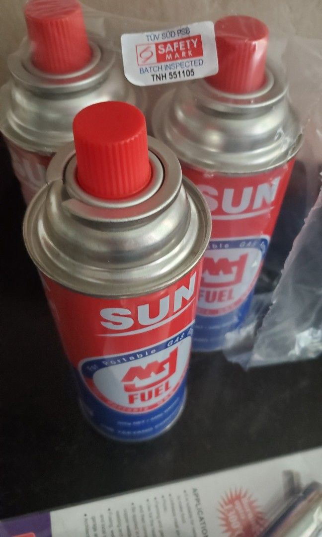 Blow Torch and butane canister, Furniture & Home Living, Bathroom