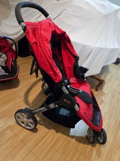 BRITAX TRAVEL STROLLER AND CAR SEAT