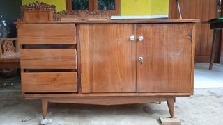Buffet Tv Jati Tua