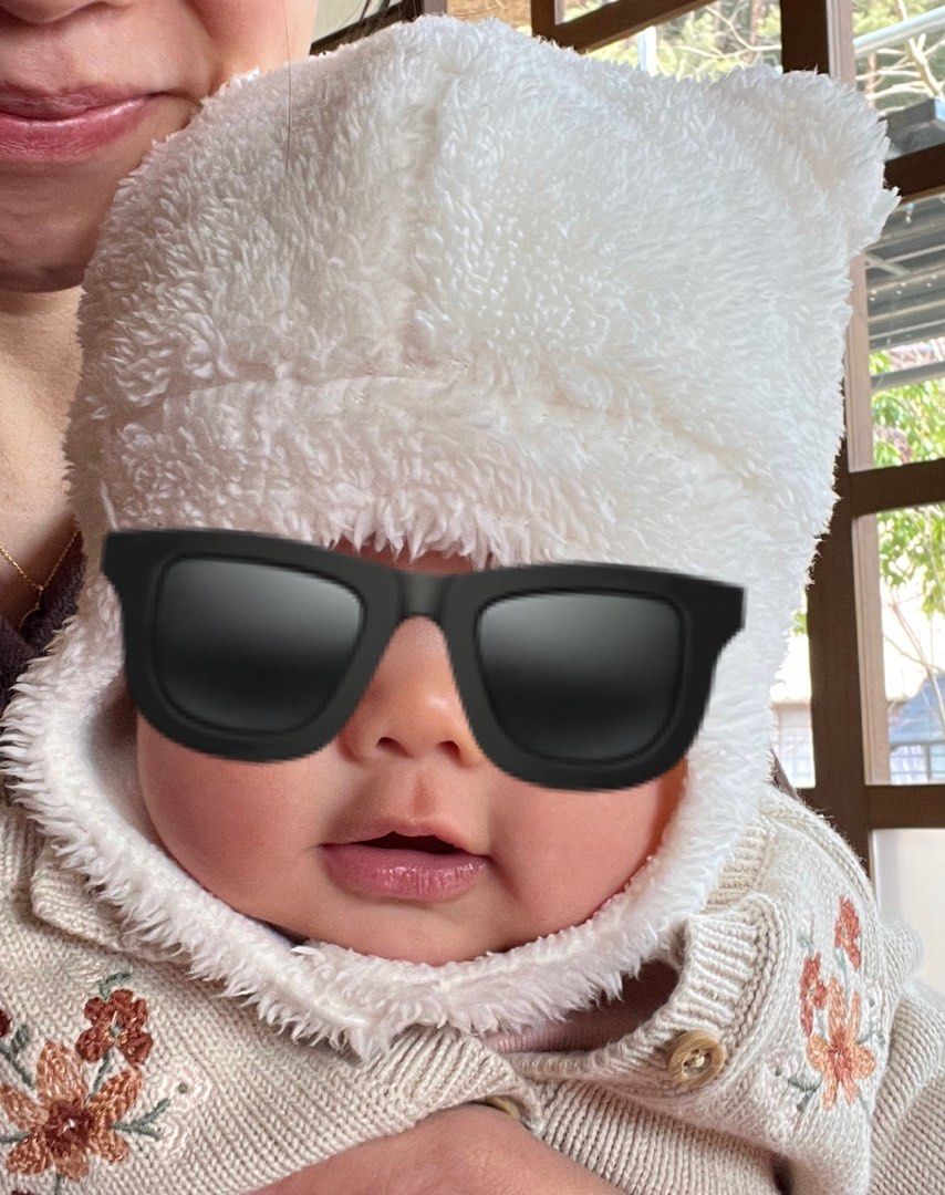 Carters outlet baby mittens