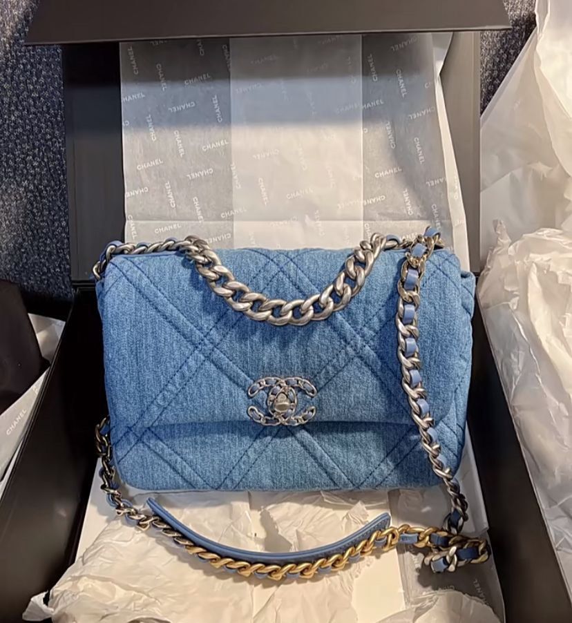 Chanel 19 denim small sales