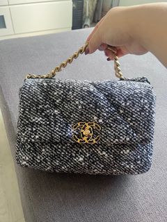 (Category: ) located in . Submitted by katrinalimqx (Listing ID 1220529073, Image 1). Description: .
