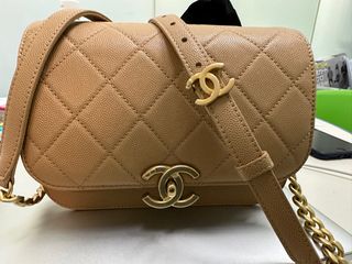 （分類：）位於 。 由 ferrrrfer 提交（商品編號 1220696759，圖片 1）。簡介： 。