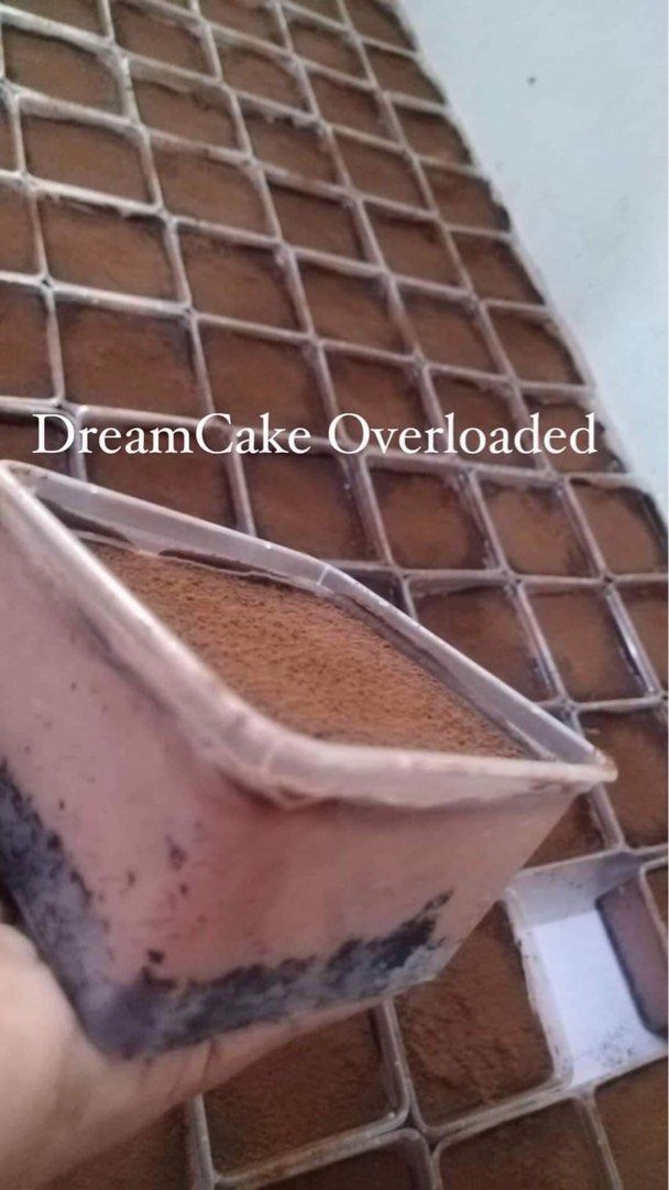 CHOCOLATE ICE CREAM DREAM CAKE 2 TubS (Category: Other Food & Drinks) located in Imus. Submitted by foodhaveit24 (Listing ID 1220705687, Image 3). Description: AVAILABLE ON SUNDAY‼️ CUT OFF THURSDAY 8:00pm ✂️ 🌟CHOCOLATE ICE CREAM DREAM CAKE🌟 ✅ 500ml tub ✅ 3 layered ice cream cake ✅ ultra rich premium chocolate cake ✅ signature dark chocolate ganache ✅ not so sweet ✅ top with premium cocoa powder Saktong tamis at lasa kaya hindi nakakaumay! Hind