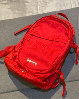 Condition 9/10 - (WELL USED) Supreme Backpack