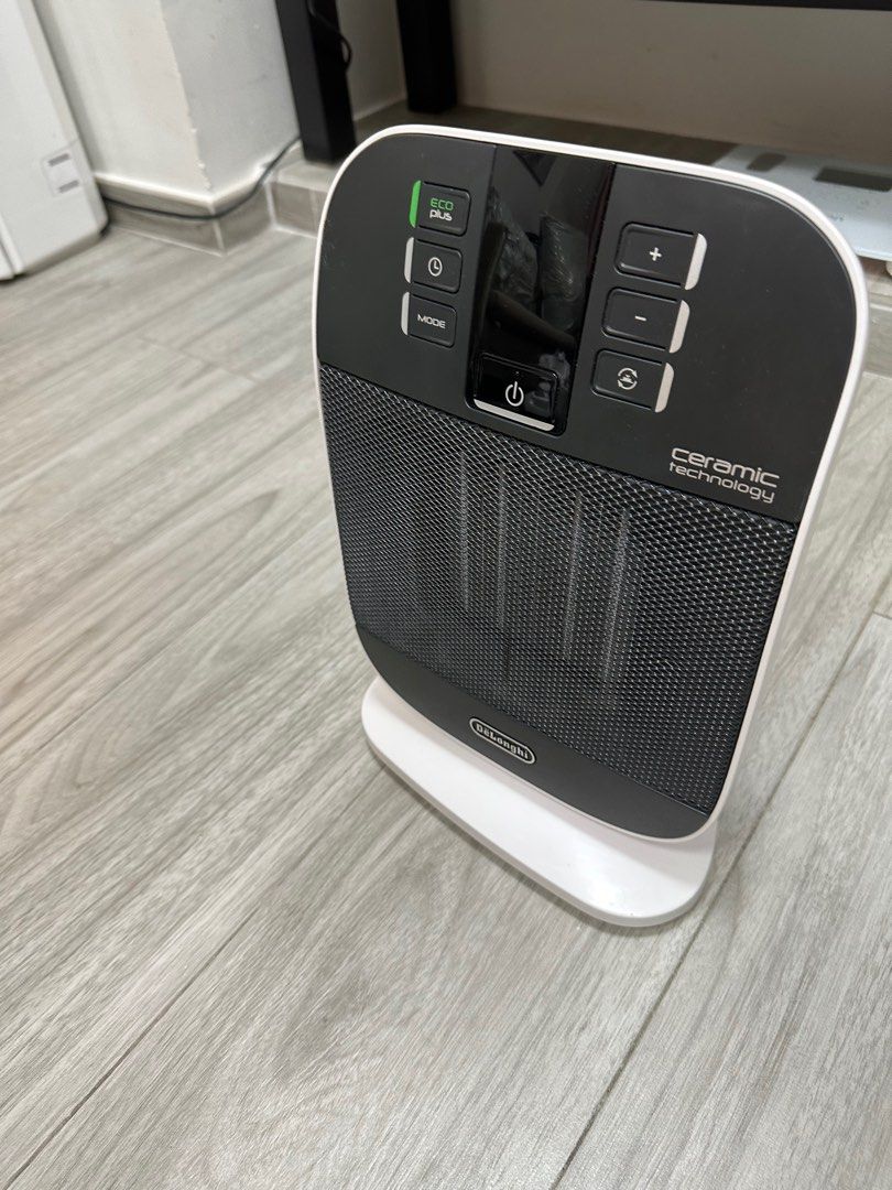 DeLonghi 1500 watts Compact Digital Ceramic Heater HFX60O15L, 家庭電器,  冷氣機及暖風機- Carousell