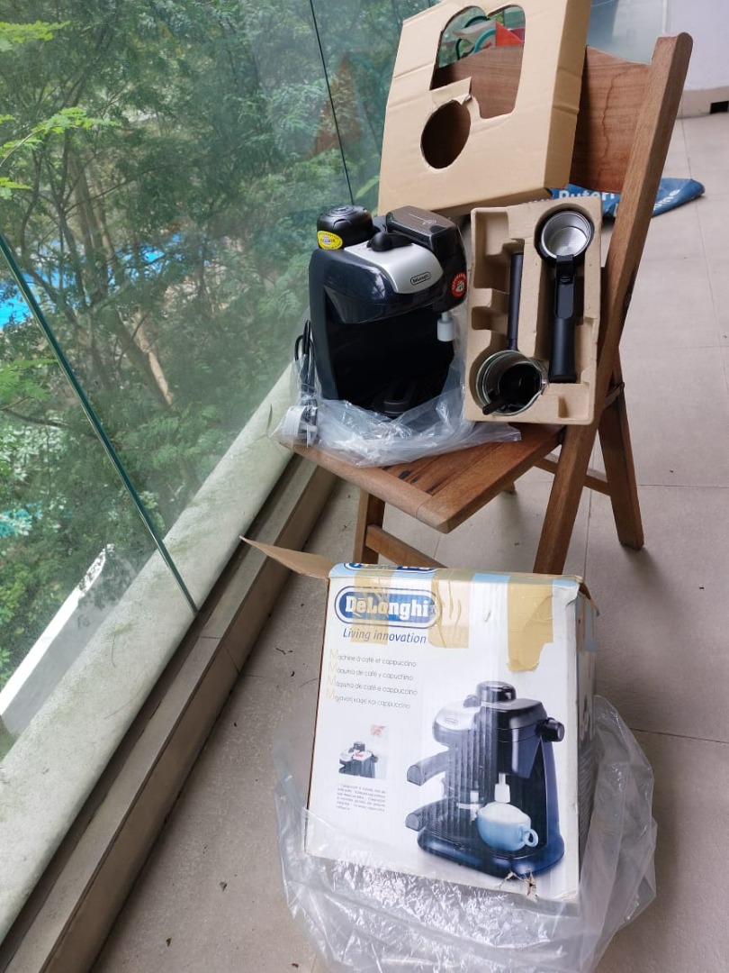 Delonghi EC9 Coffee Maker, TV & Home Appliances, Kitchen Appliances