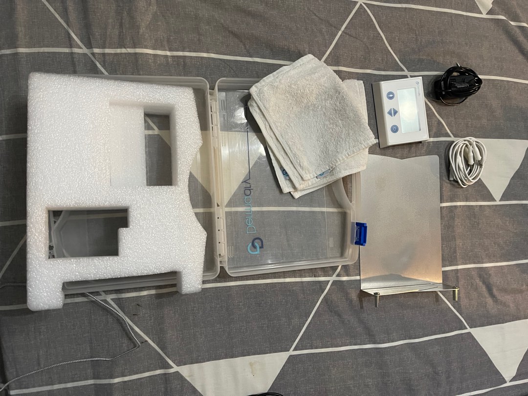 Dermadry Iontophoresis Machine Hands and Feet, Health & Nutrition