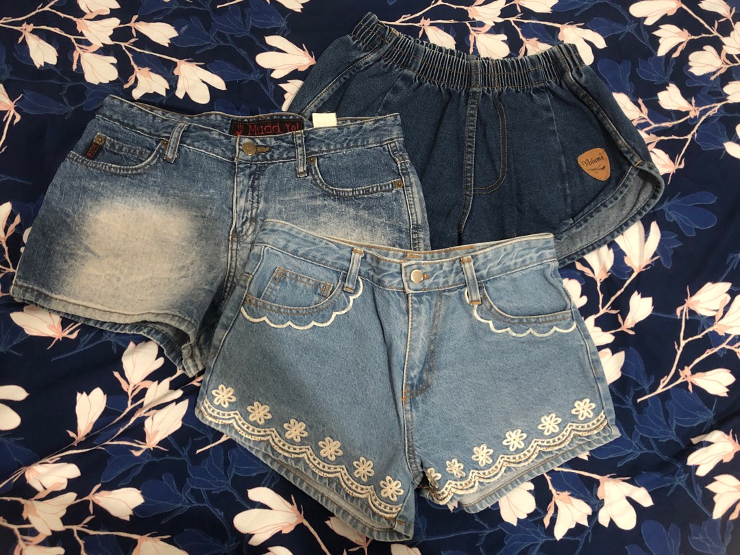 Pattern Print Dolphin Women's Shorts
