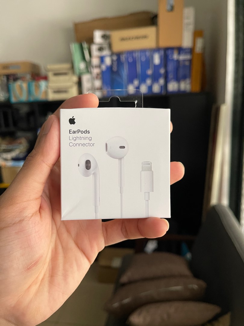 Earpod Apple Lightning Connector, Audio, Earphones on Carousell