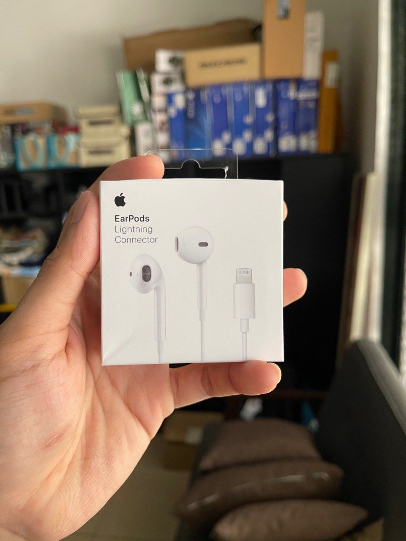 Earpod Apple Lightning Connector, Audio, Earphones on Carousell