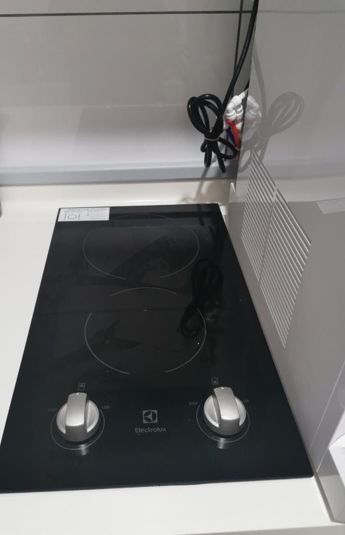 Electrolux hood and new arrivals hob