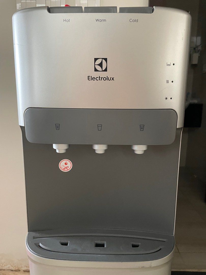 Electrolux water dispenser galon bawah on Carousell