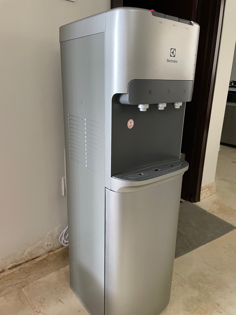 Electrolux water dispenser galon bawah on Carousell