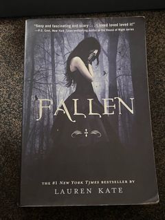 (Category: ) located in . Submitted by periwinklepreloved (Listing ID 1220557111, Image 1). Description: .