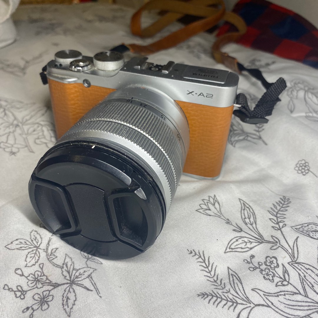 Fujifilm XA2 16MBPS Mirrorless Camera, Photography, Cameras on Carousell