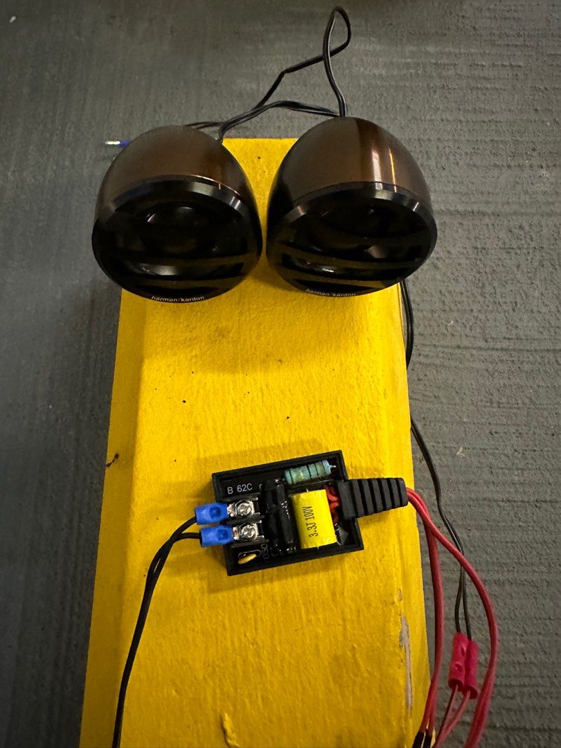 Harman / Kardon full range tweeter and Steg 2 piece speaker , Car