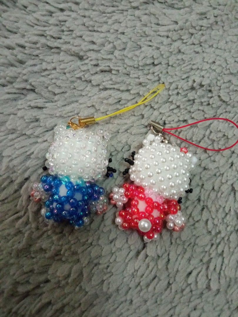 Hello Kitty Beads Keychain, Hobbies & Toys, Stationery & Craft