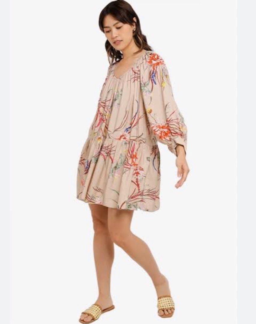 H&m airy dress new arrivals