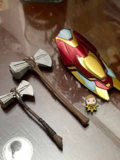 Hot Toys Marvel Thor Ironman Accessories