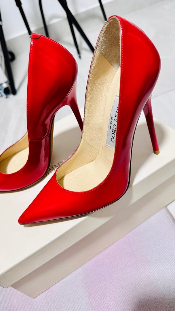 Red heels clearance stilettos