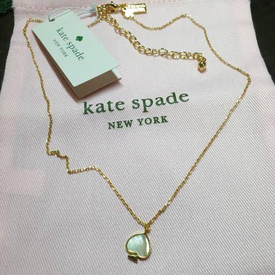 Kate spade mom jewelry store