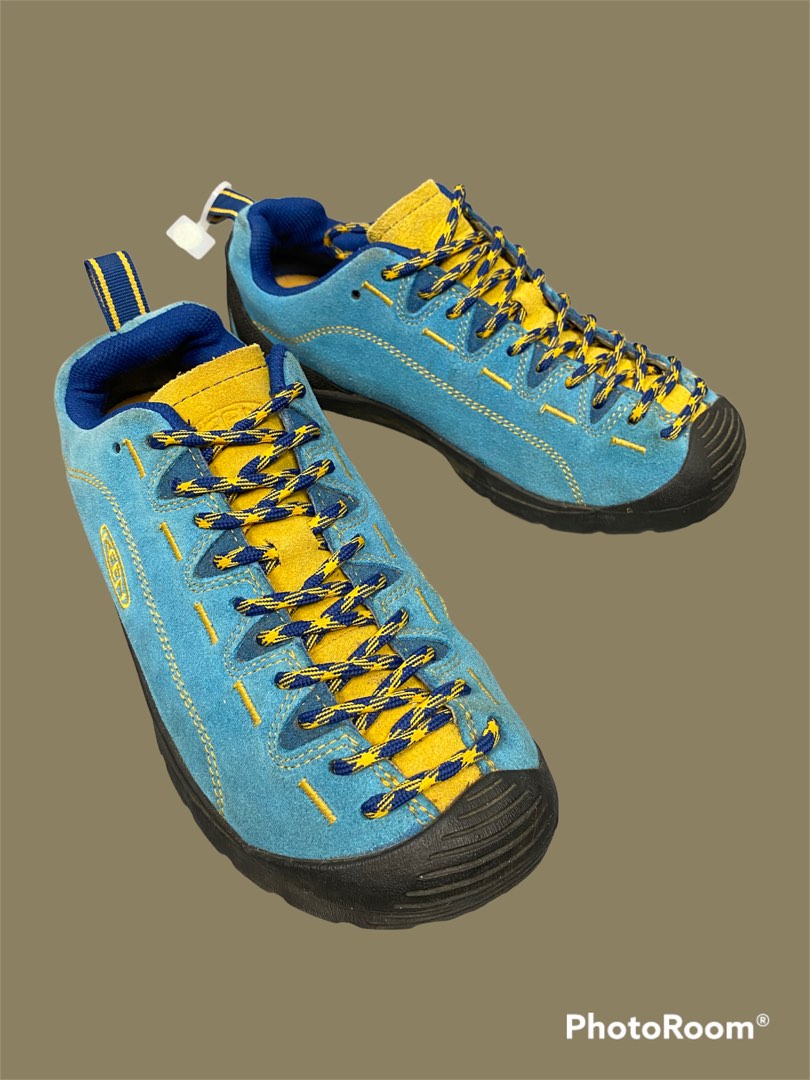 KEEN SHOES, Men's Fashion, Footwear, Sneakers on Carousell