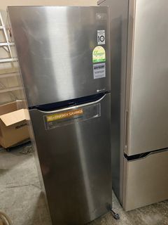 LG 253l 2 door fridge / refrigerator